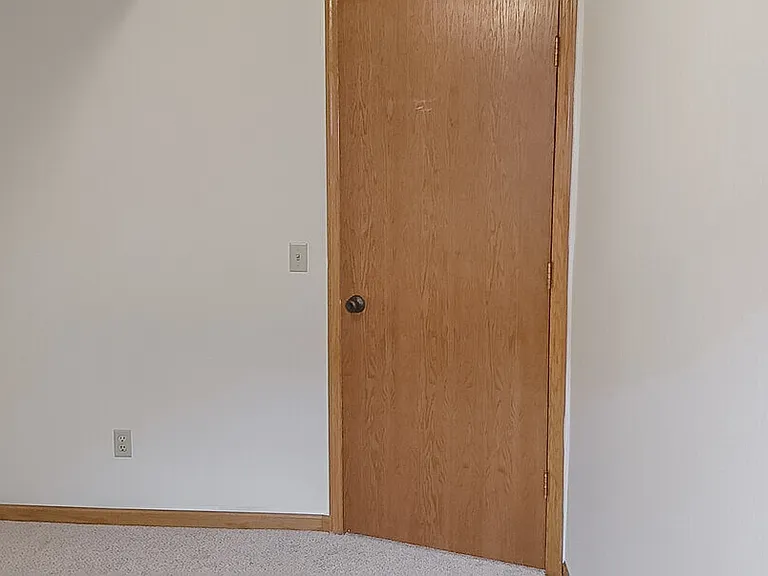 113 W Parkview St #B — Photo 13