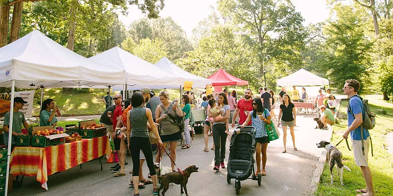 Rented by Manhattan Management LLC | media 101