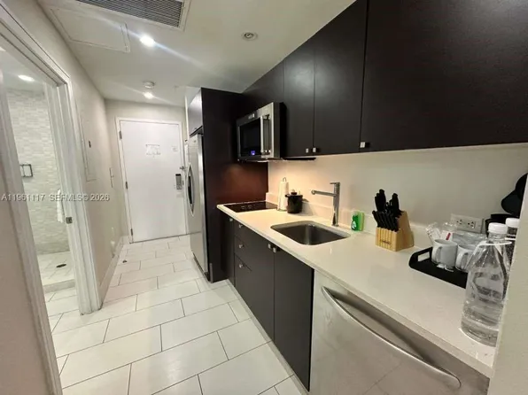 5300 NW 87th Ave #910, Miami, FL 33178