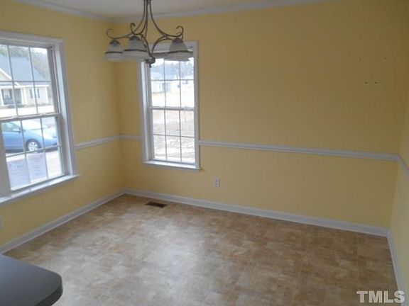 5th image of 106 Springside Dr