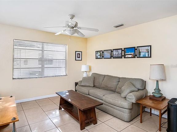 4th image of 4516 W Rogers Ave