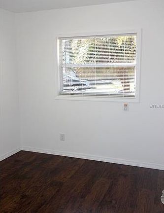 4th image of 9891 52nd St