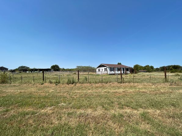7976 Bear Hill Rd