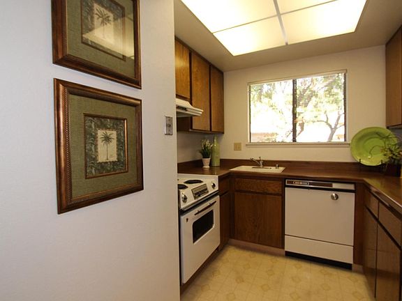 4th image of 3266 Kimber Ct APT 129