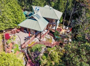 486 Bluff Way, Southern Gulf Islands, BC V0N 2J2