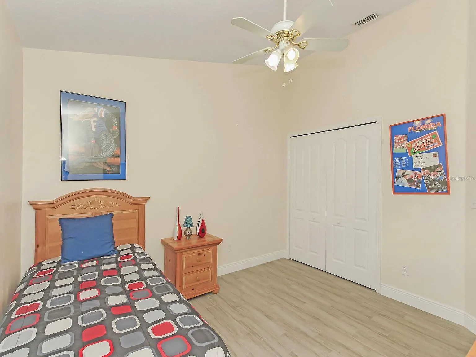 4 bed, 1895 sqft, $800 — Photo 3