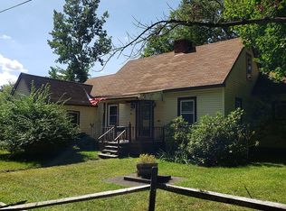 700 Tanner Rd, Clifton Park, NY 12065