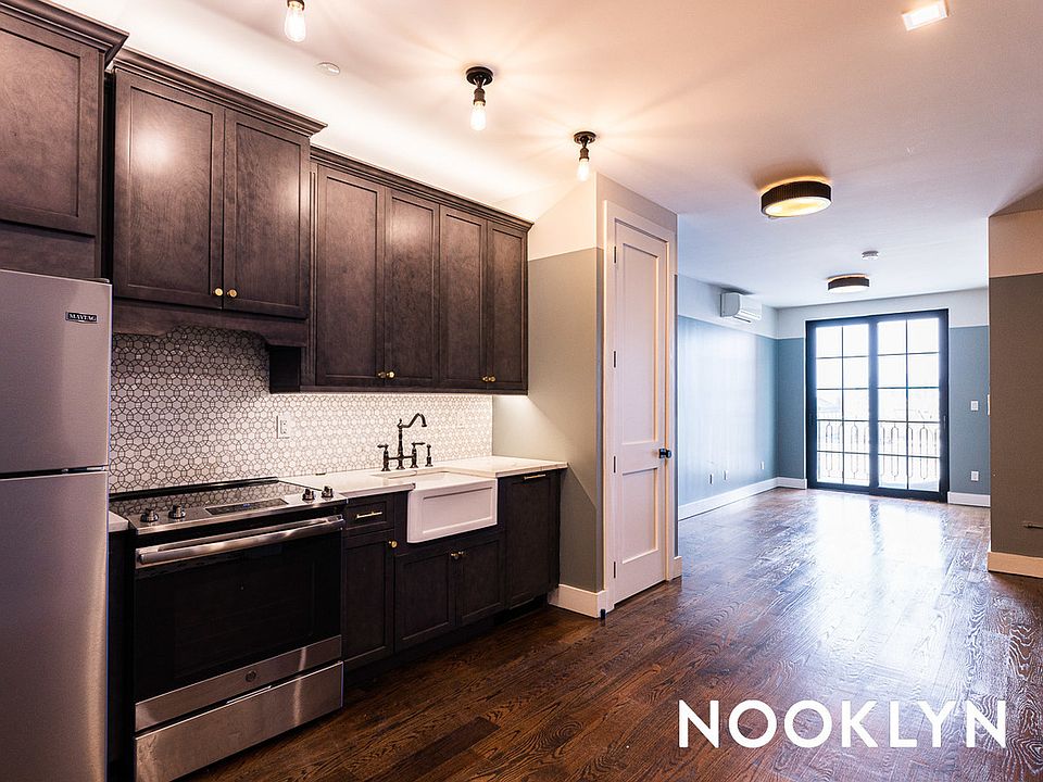 1st image of 52 N 3rd St #810
