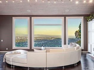 680 Wendover Rd, La Canada Flintridge, CA 91011