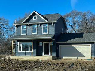 540 W Wildwood Dr, Owosso, MI 48867