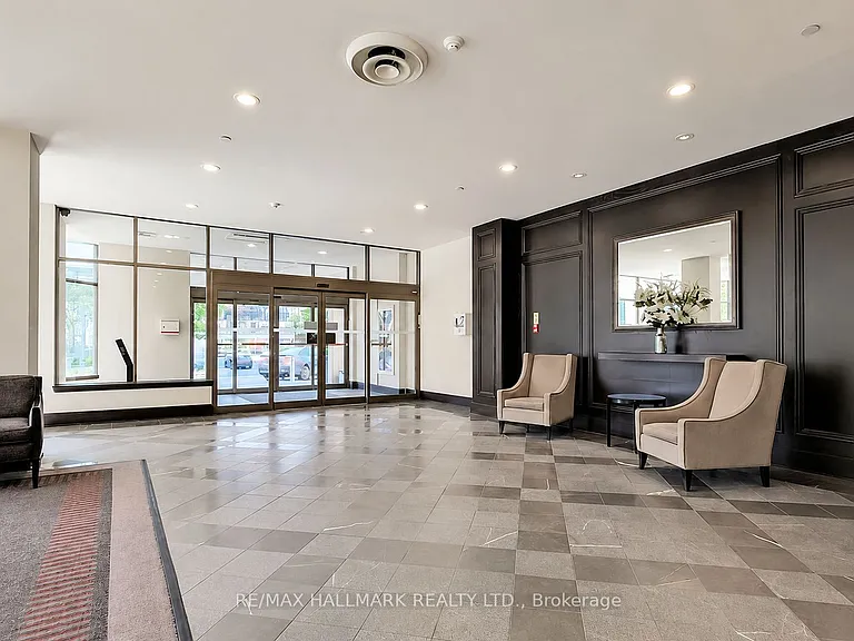 30 Greenfield Ave #207 — Photo 3