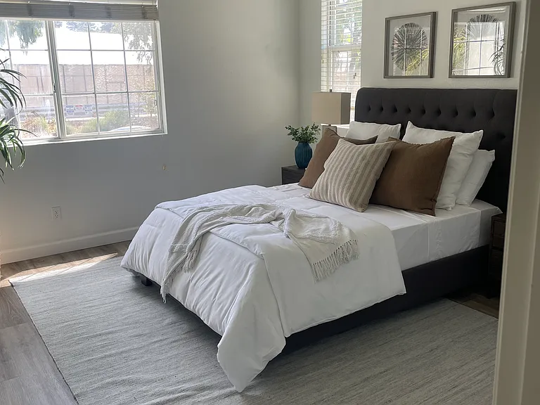 645 Sweet Pea Pl — Photo 2