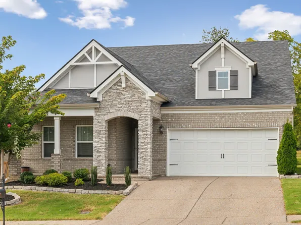 4945 Riverbank Dr, Hermitage, TN 37076