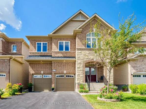 607 Parade Dr, Ottawa, ON K2S 0Y5