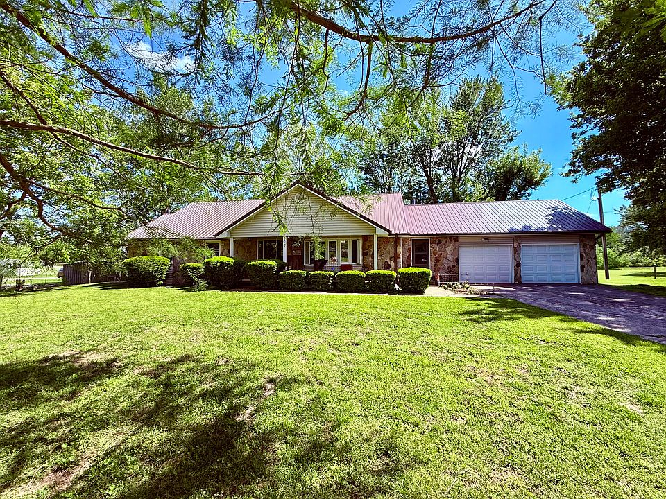 1st image of 908 W Clouse Street