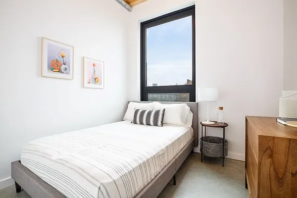 Rented by Greystar | media 9