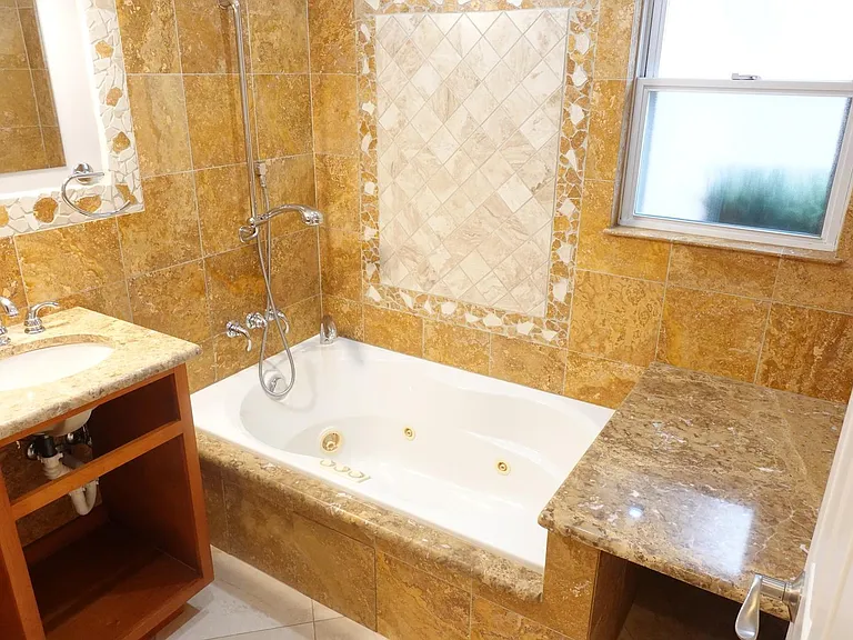 9544 Nerbonne Ave — Photo 13