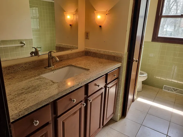 Shadow Wood Dr — Photo 13