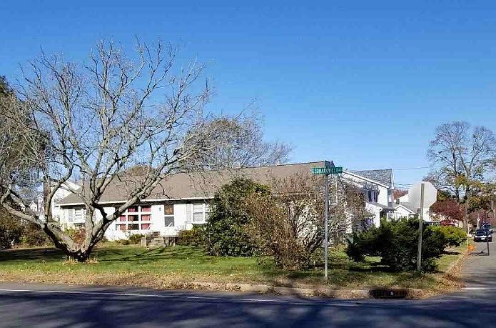 2nd image of 475 Leonardville Rd