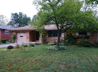 8516 Deerway Dr, Cincinnati, OH 45236
