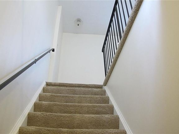 3rd image of 48 Falcon Ln E