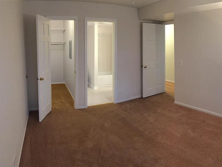 1868 Fox Run Dr #B — Photo 15