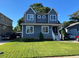 107 Laurel St, Patchogue, NY 11772
