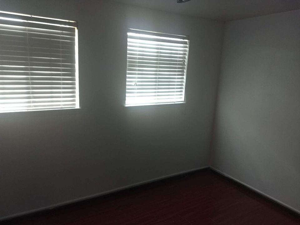 1st image of 382 Oharron Dr