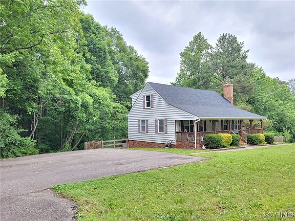 3rd image of 4540 Woodview Dr