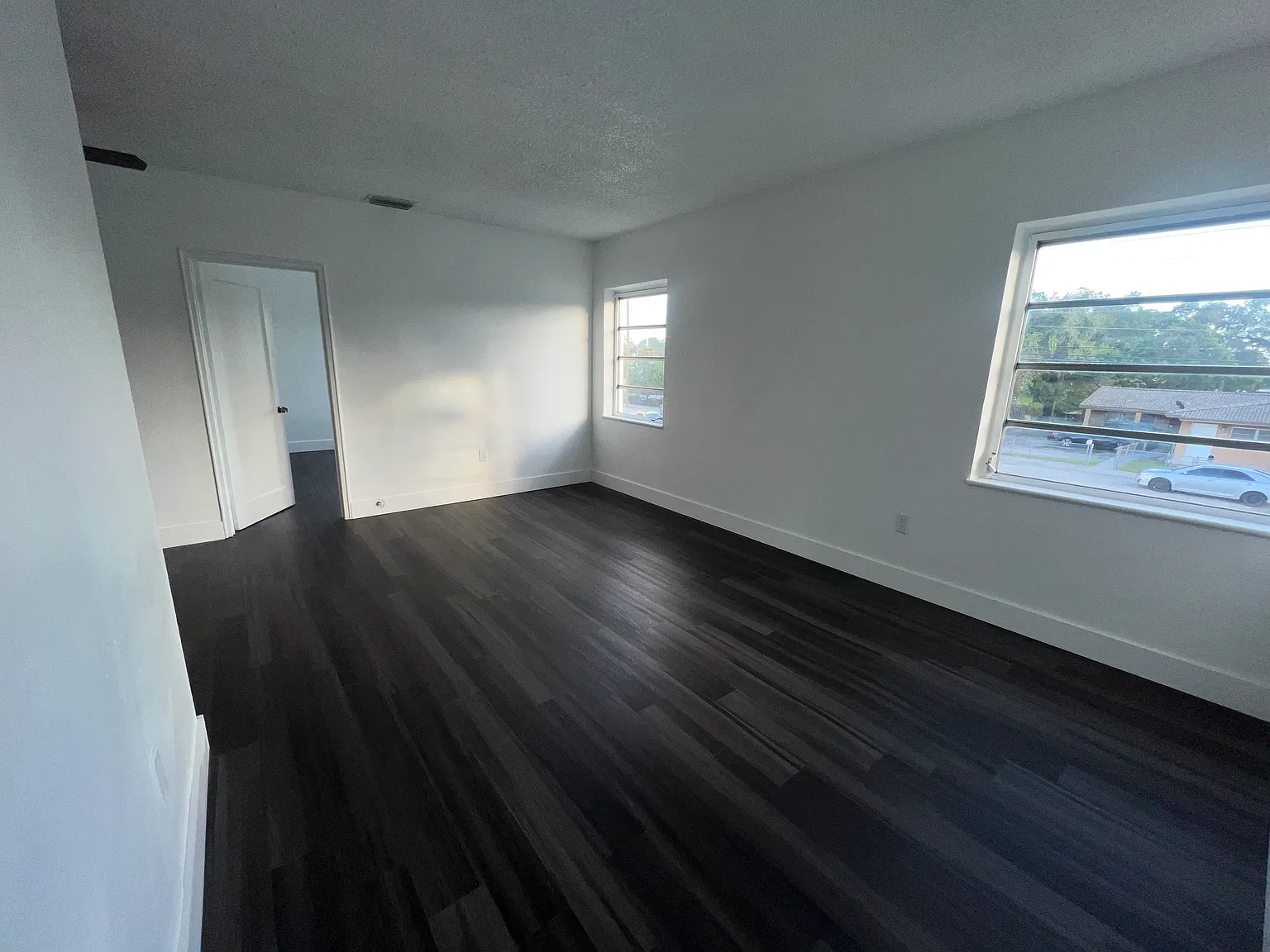 2331 NW 14th St — Photo 3