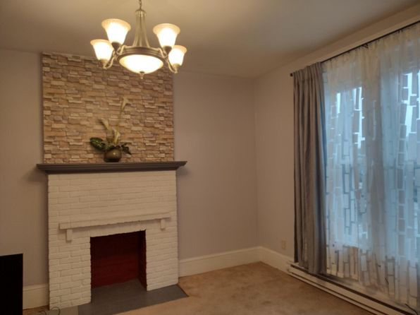 118 E 1st St #3