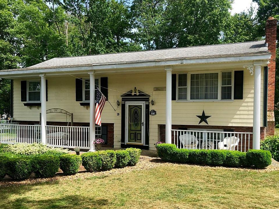 1st image of 19 Muriel Ln