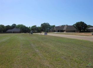 216 Devonshire St, Mt Pleasant, TX 75455