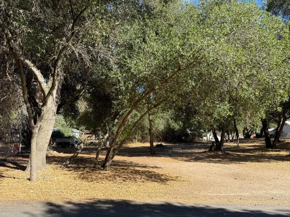 3078 14th St, Clearlake, CA 95422