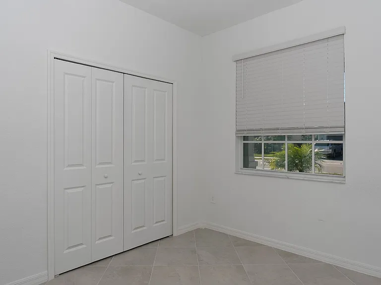 11470 Burgundy Dr — Photo 52