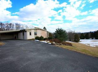 1416 Brandton Rd, Mechanicsburg, PA 17055