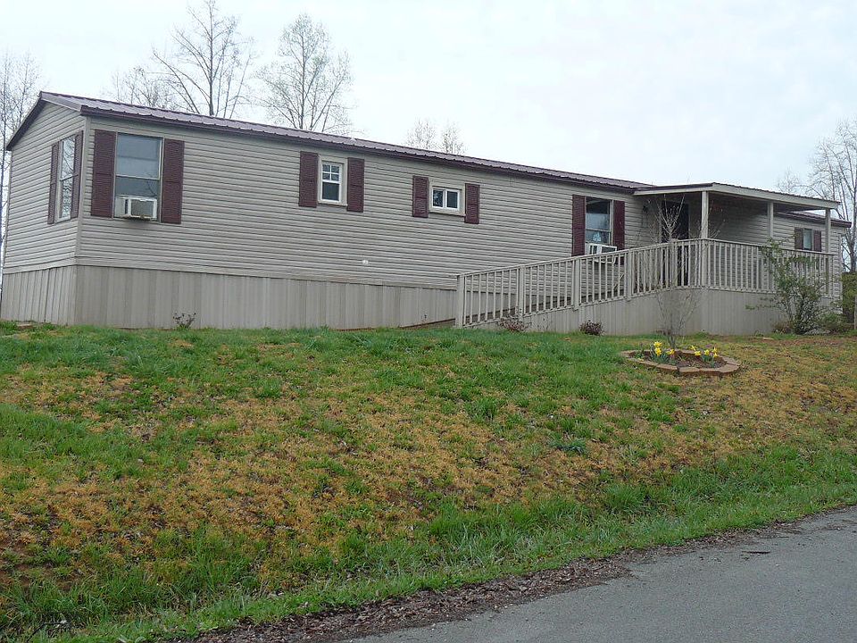 1st image of 386 Serrento Ln
