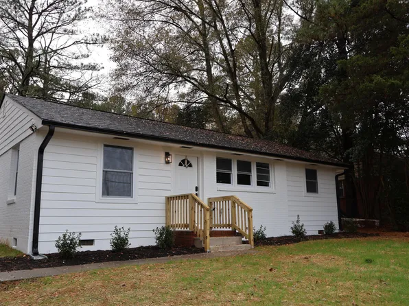 836 Campanella Ln, Raleigh, NC 27610