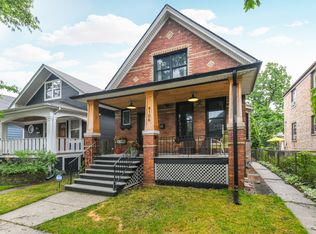 4106 W Eddy St, Chicago, IL 60641