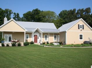 1684 Frank Dawn Rd, Dandridge, TN 37725