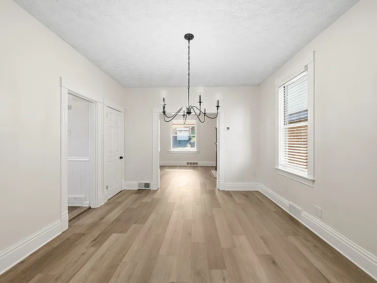 1642 Methyl St — Photo 3