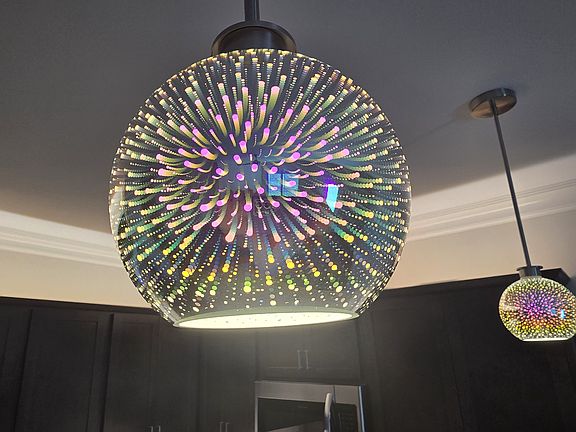 Starburst Pendant lights (newly installed so not pictured in most other pics)