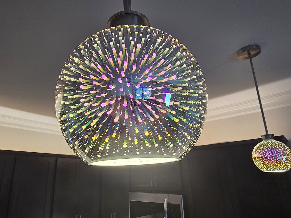 Starburst Pendant lights (newly installed so not pictured in most other pics)