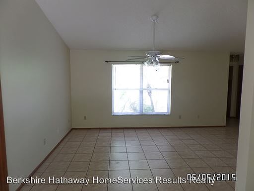 3rd image of 1937 Vienna Dr
