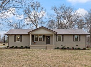 11104 Betts Rd, Greenbrier, TN 37073