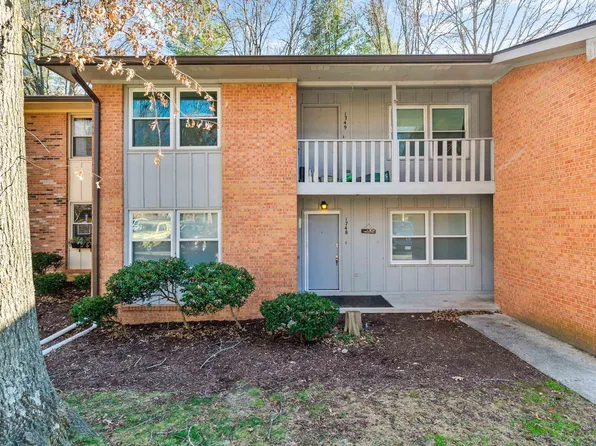 1748 Donlee Dr #105, Blacksburg, VA 24060