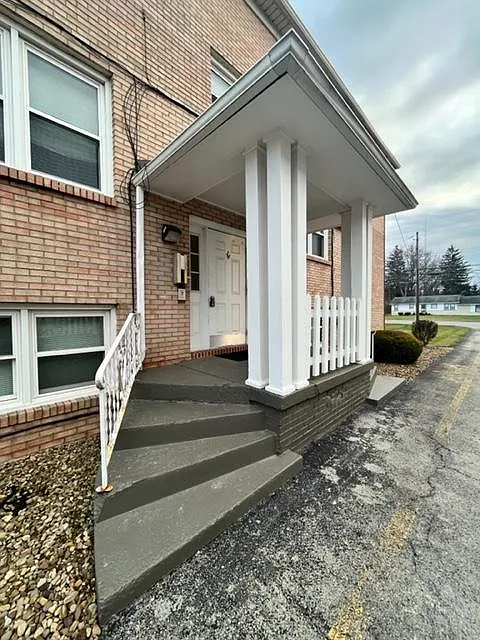 80 Washington Unit 2 — Photo 2