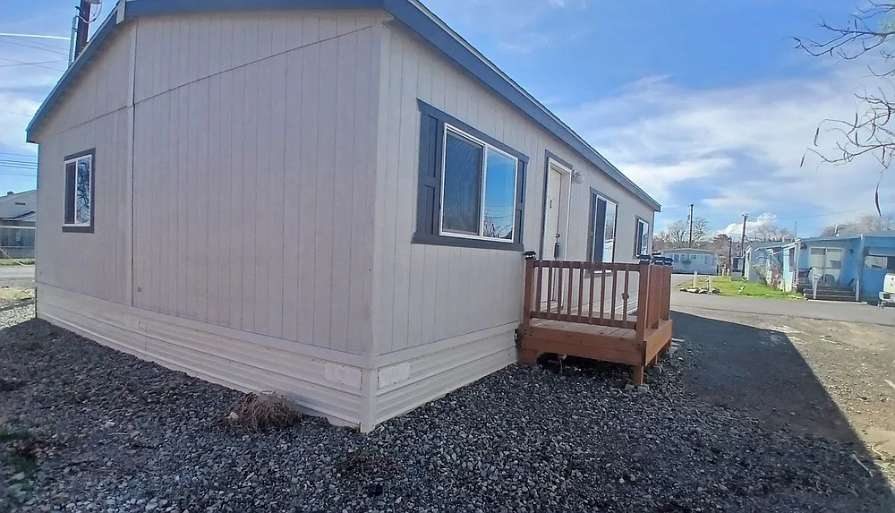 3 bed, 1188 sqft, $1,700 — Photo 2