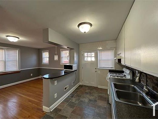 4th image of 5006 Lindsay Rd