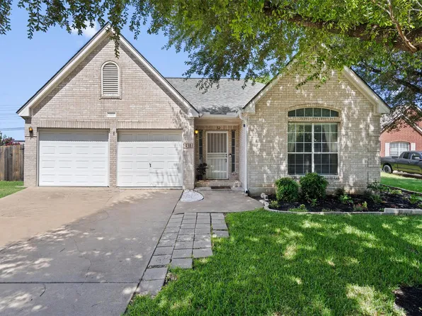 418 Keenland Dr, Georgetown, TX 78626